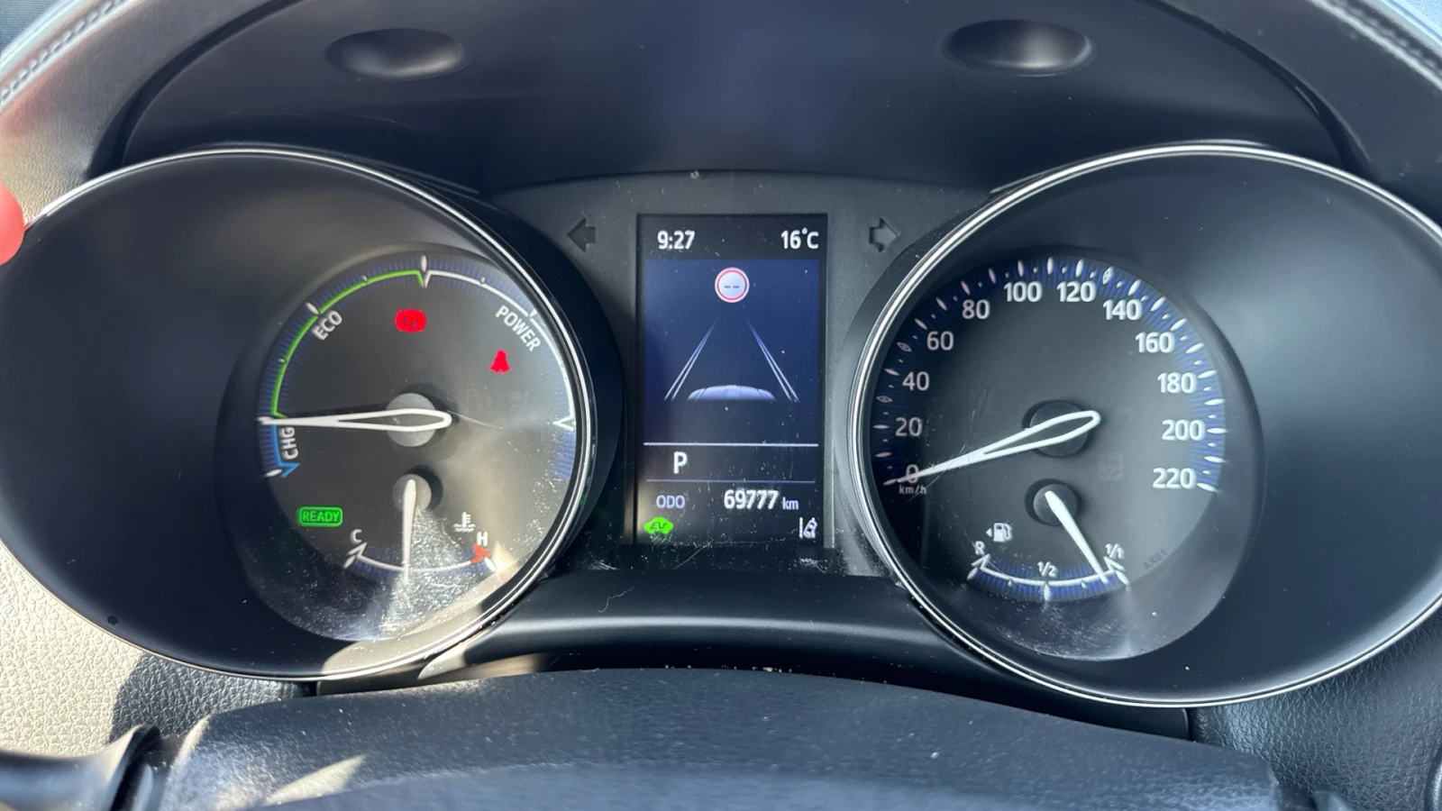 Toyota C-HR 1.8 HEV CLUB , снимка 14 - Автомобили и джипове - 54596626