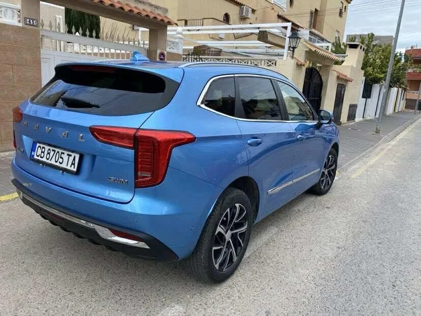 Haval Jolion 1.5 Turbo , снимка 4 - Автомобили и джипове - 55137542