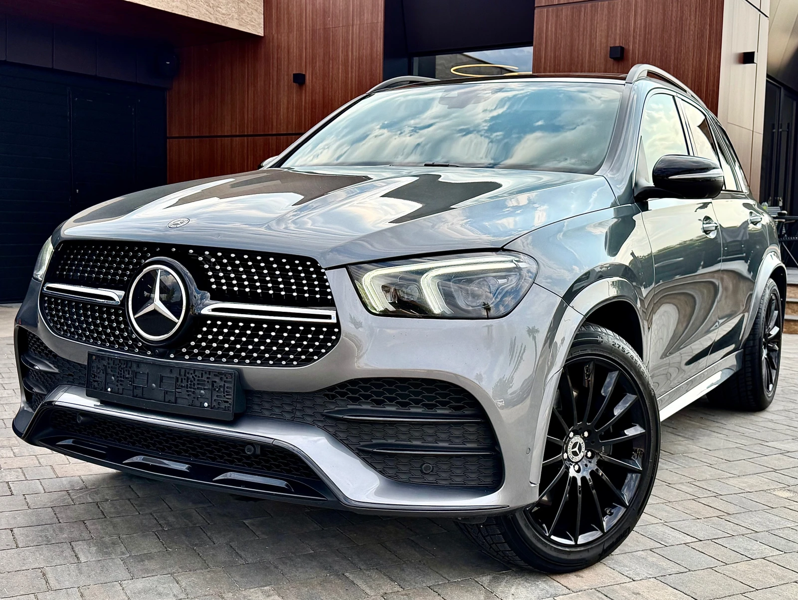 Mercedes-Benz GLE 350 AMG #PANO#DISTR#Cam360#Burmester#PODGREV#Keyless#