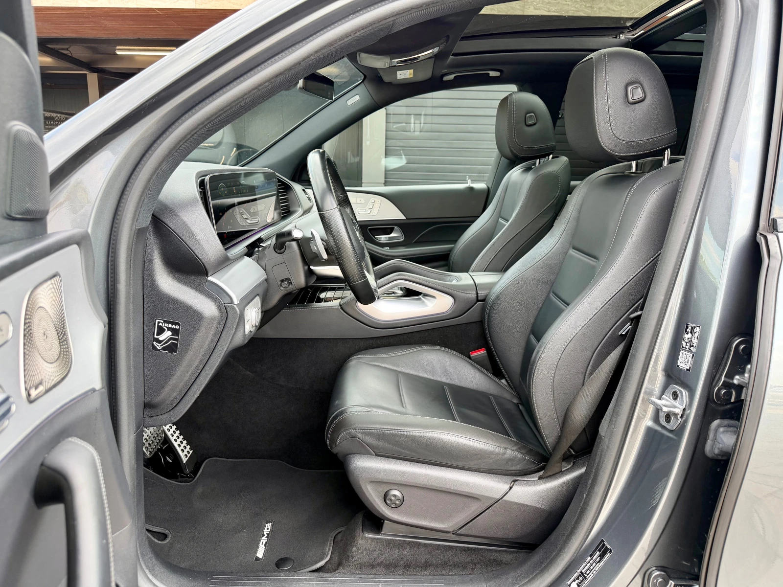 Mercedes-Benz GLE 350 AMG #PANO#DISTR#Cam360#Burmester#PODGREV#Keyless#, снимка 8 - Автомобили и джипове - 55582259