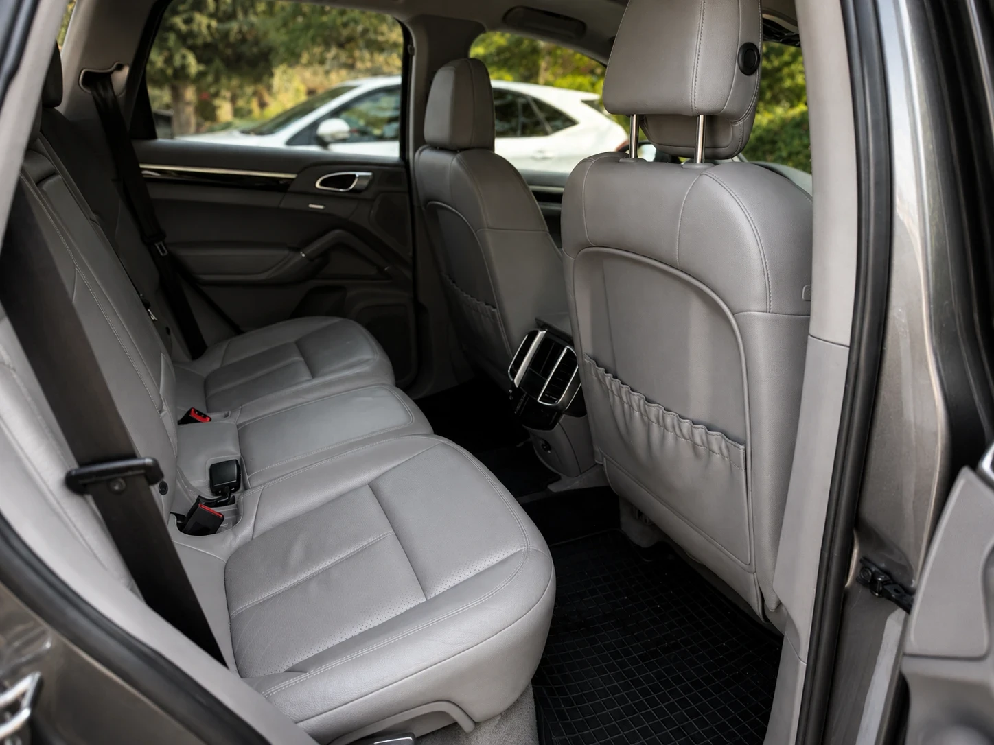 Porsche Cayenne 3.0 Diesel autogeorge.com, снимка 13 - Автомобили и джипове - 55694719