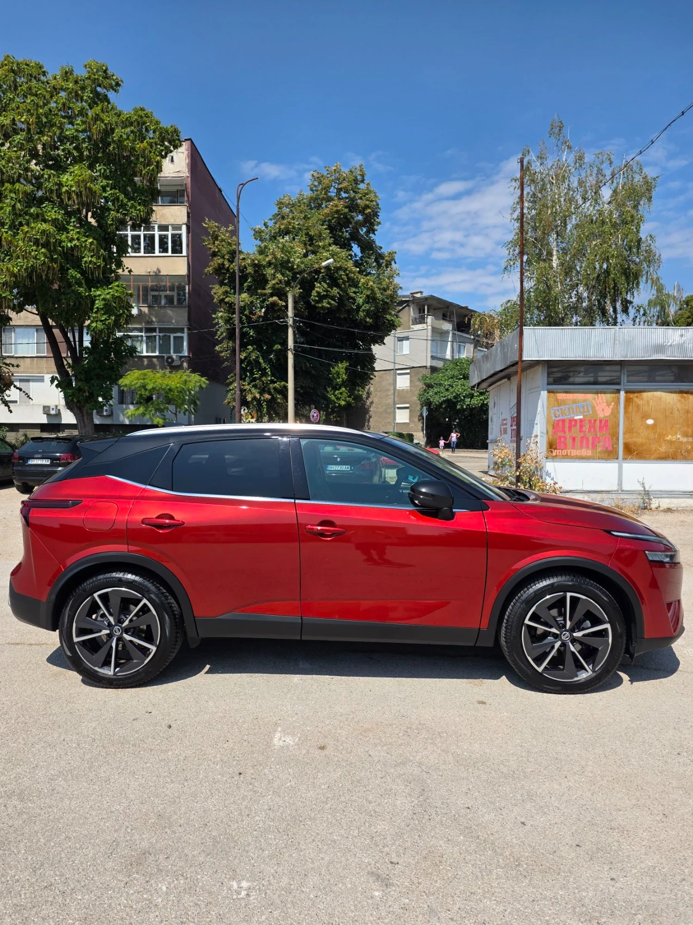 Nissan Qashqai Текна, 4x4, закупен от Nissan България, снимка 6 - Автомобили и джипове - 55834751