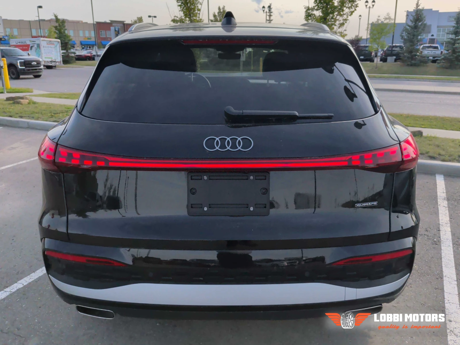 Audi Q5, снимка 4 - Автомобили и джипове - 56128815