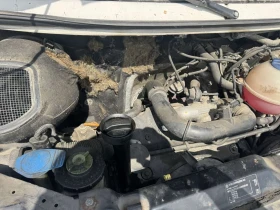 VW Transporter 2.5 TDI, снимка 9