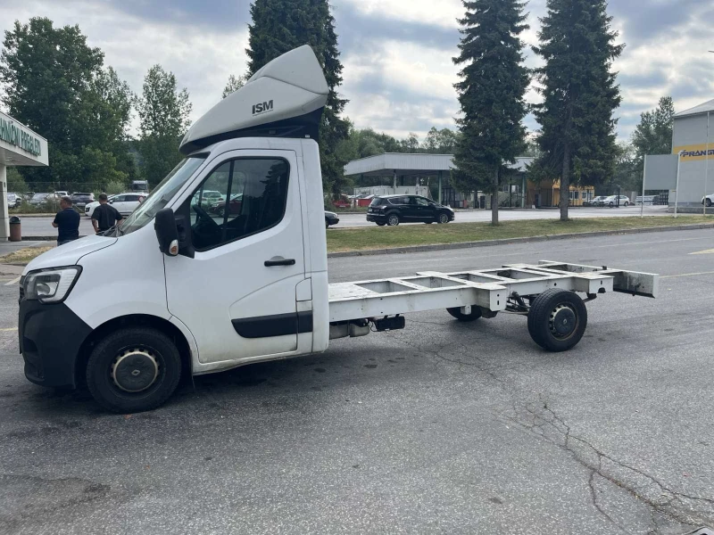 Renault Master, снимка 4 - Бусове и автобуси - 50796999