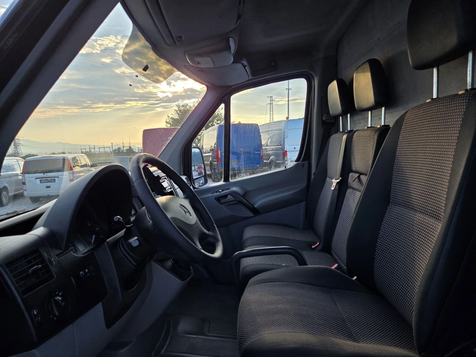 Mercedes-Benz Sprinter 518 Клима, До 3.5 тона - изображение 9