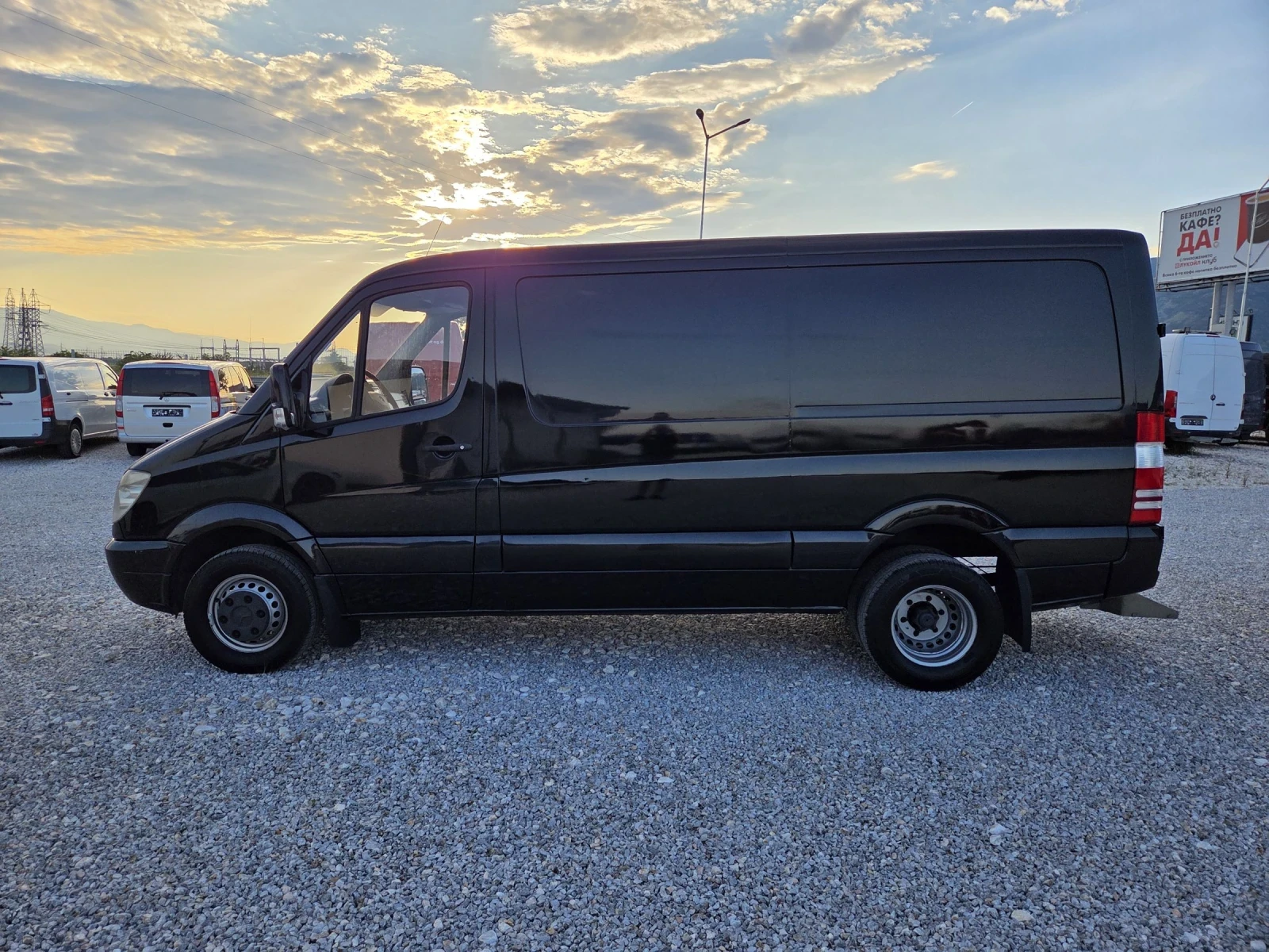 Mercedes-Benz Sprinter 518 Клима, До 3.5 тона - изображение 2