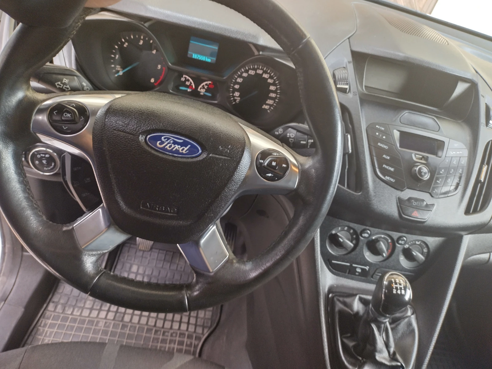 Ford Transit connect, снимка 10 - Бусове и автобуси - 54580264