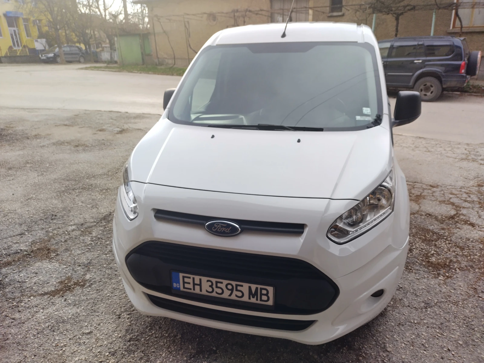 Ford Transit connect, снимка 4 - Бусове и автобуси - 54580264