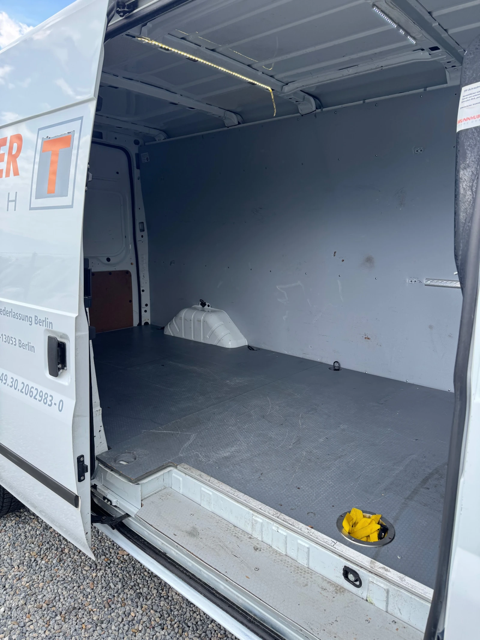 Ford Transit 2.2TDi 155кс* Климатик* Немски* 2014* 6ск* Оригина, снимка 8 - Бусове и автобуси - 54748153