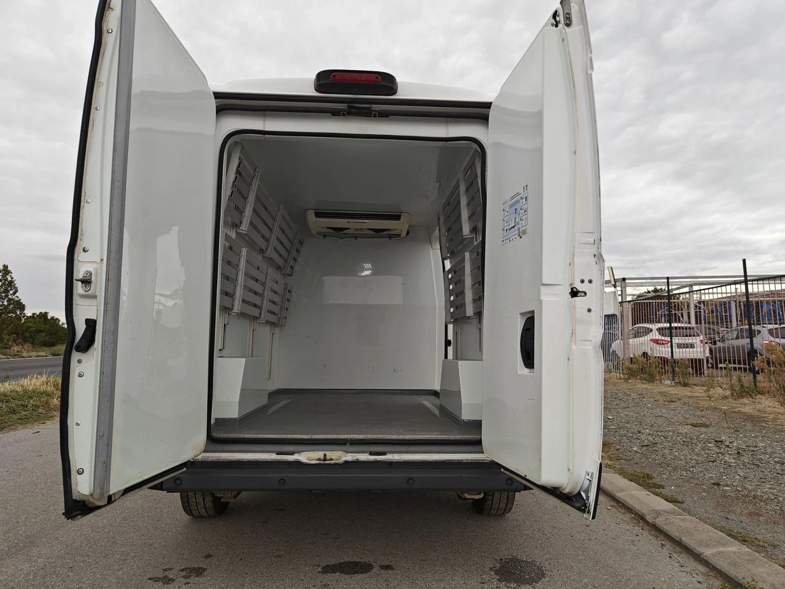 Peugeot Boxer 2.0HDI Thermo King-Хладилен, снимка 9 - Бусове и автобуси - 56236917