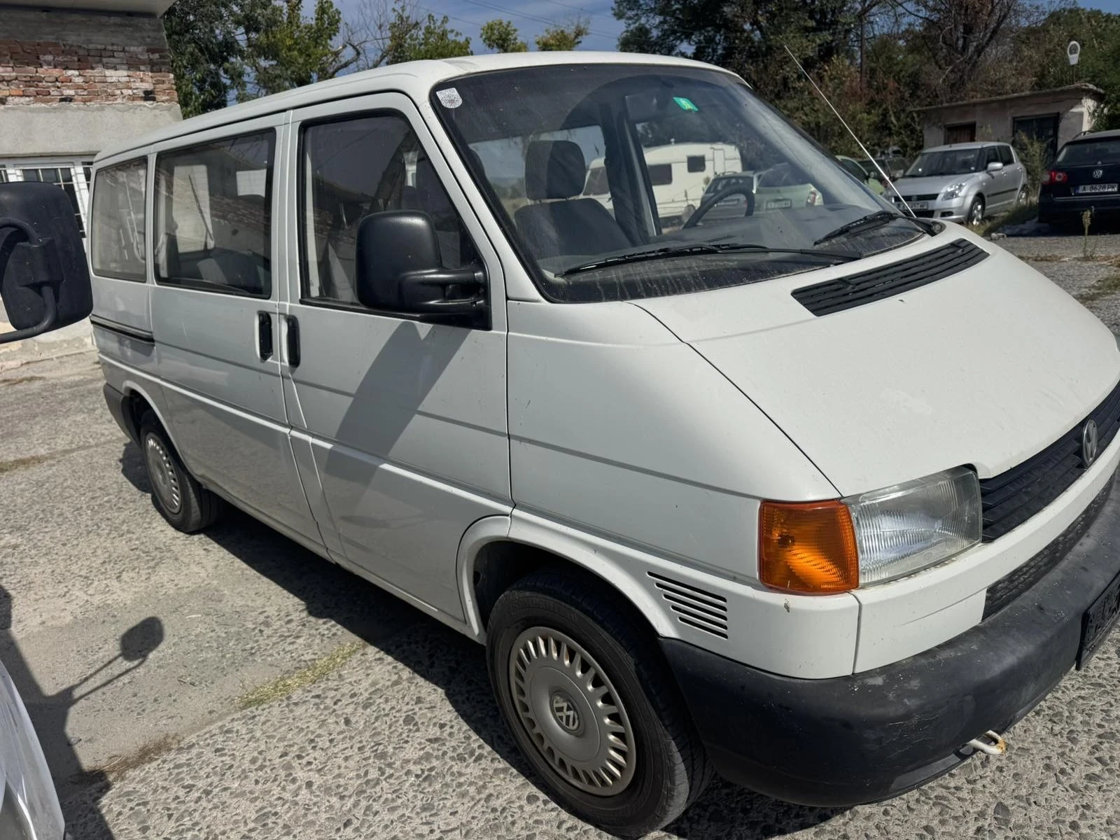 VW Transporter 2.5 TDI, снимка 3 - Бусове и автобуси - 56503824