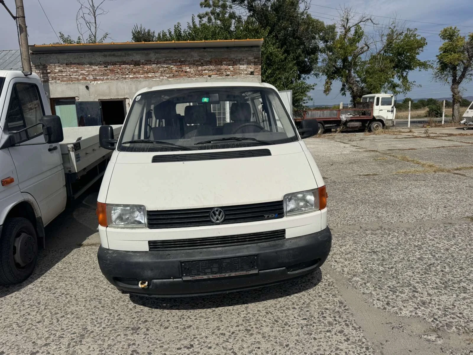 VW Transporter 2.5 TDI, снимка 5 - Бусове и автобуси - 56503824