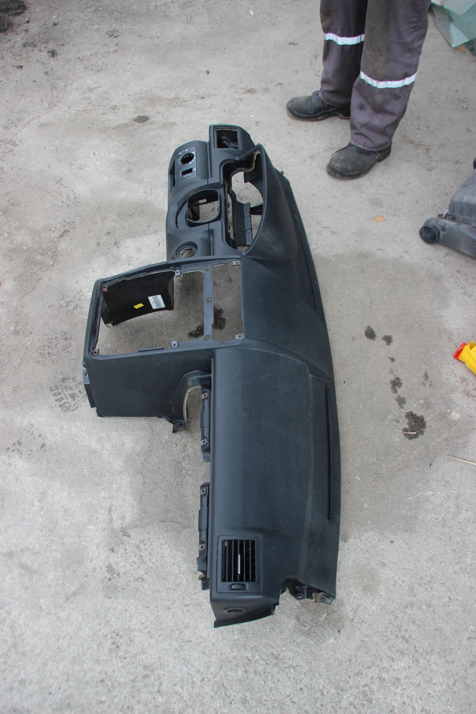   - -  2009 .    | Mobile.bg   4