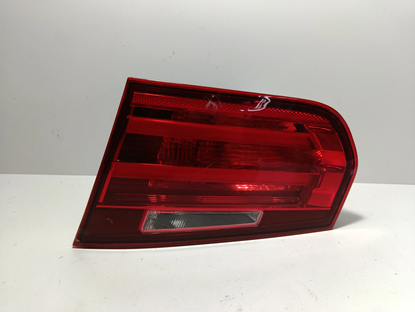стоп десен вътрешен 725991609 BMW 320