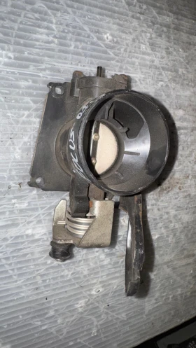 Дроселова Клапа за Ford Focus - XS4U-LB 000815J2 / XS4U-9E927-LA