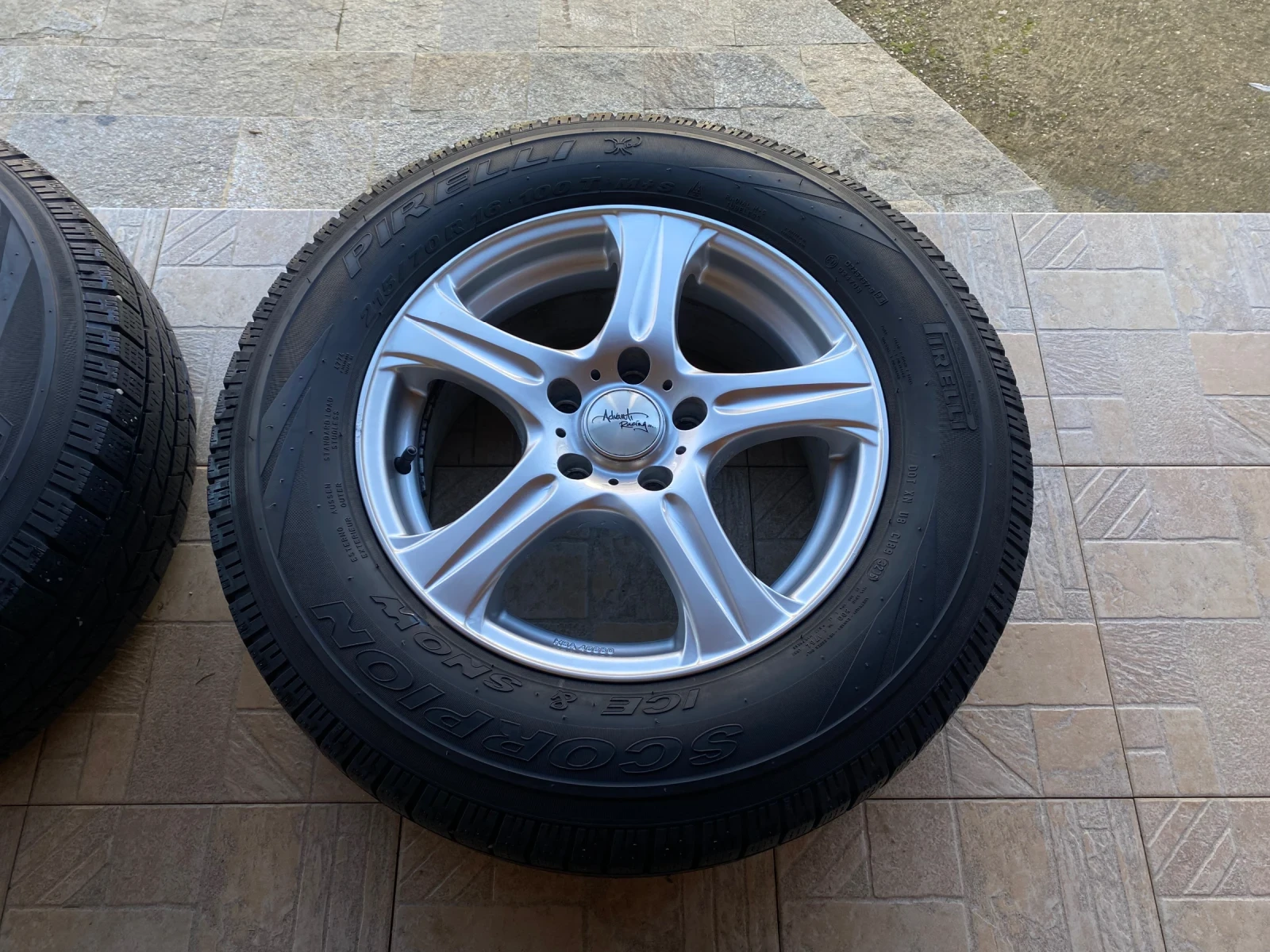 ���� � ������ 215/70R16 �� Toyota Rav4 | Mobile.bg � ����������� 5