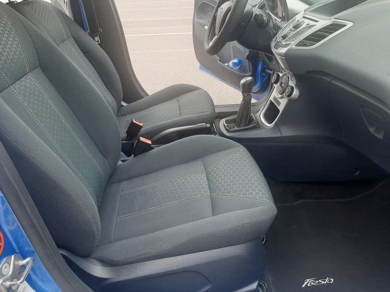 Ford Fiesta 1.4 96 к.с BRC EURO 5, снимка 11 - Автомобили и джипове - 45762359