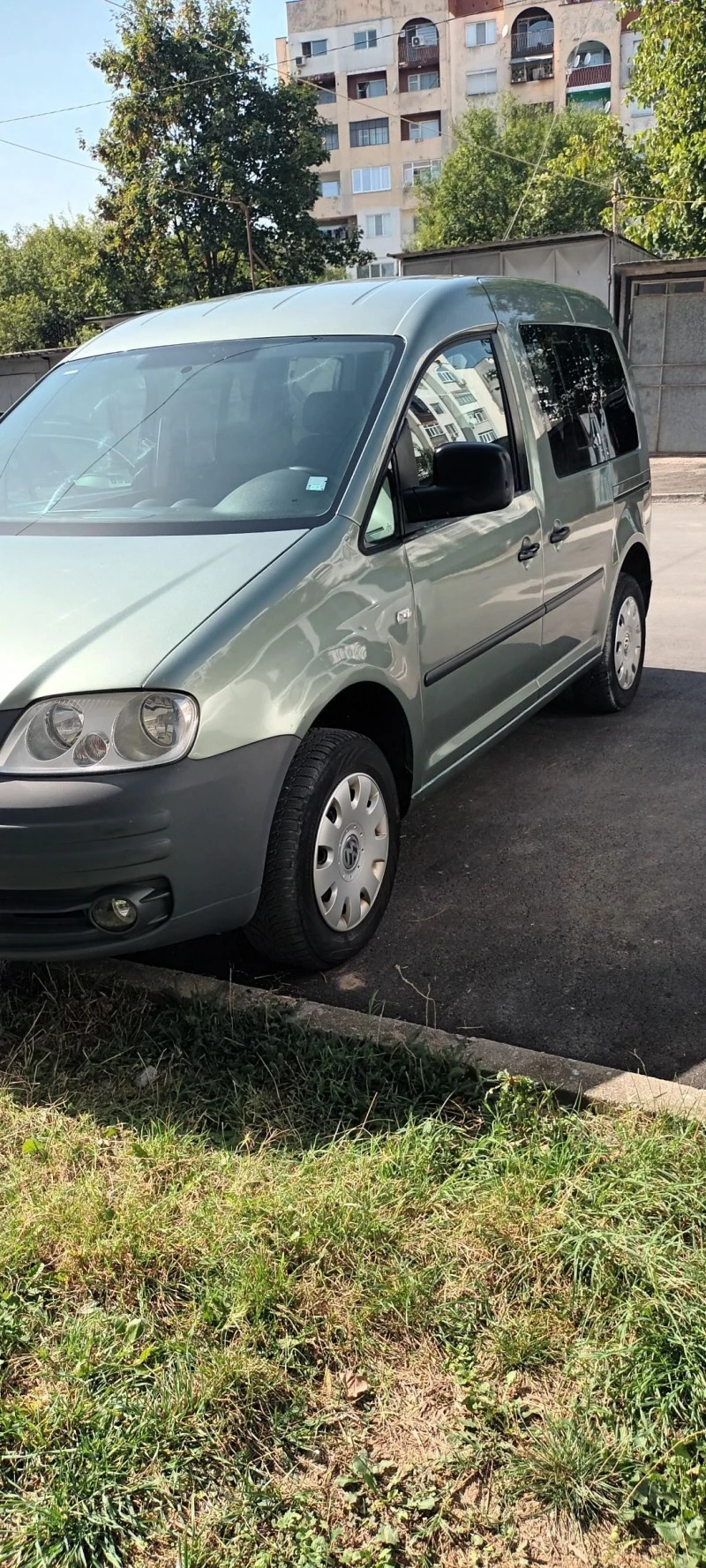 VW Caddy 1.9тди, снимка 8 - Автомобили и джипове - 47393033