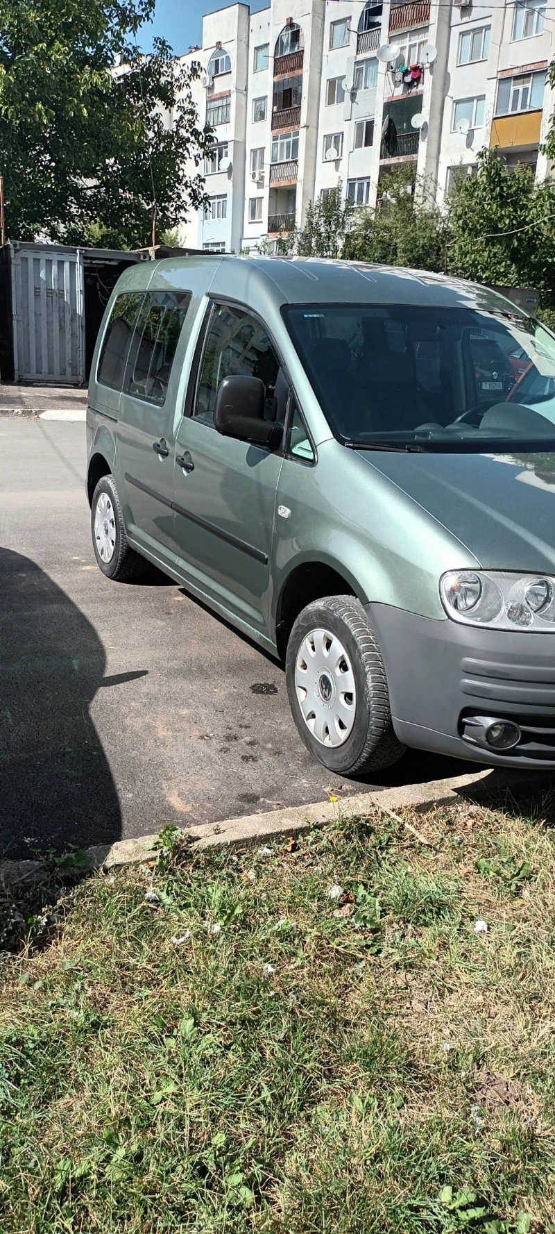 VW Caddy 1.9тди, снимка 7 - Автомобили и джипове - 47393033