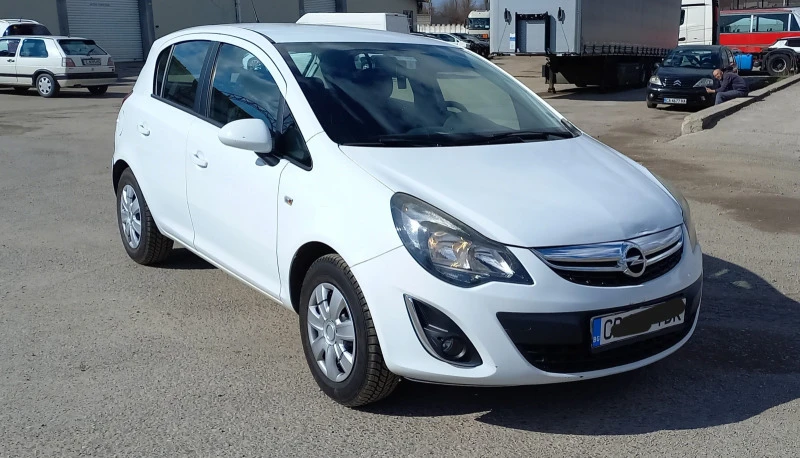 Opel Corsa, снимка 1 - Автомобили и джипове - 47492720