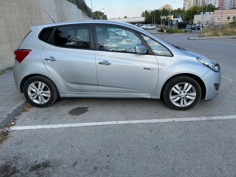 Hyundai Ix20 1.6 125 к.с + ГАЗ, снимка 5 - Автомобили и джипове - 47584871