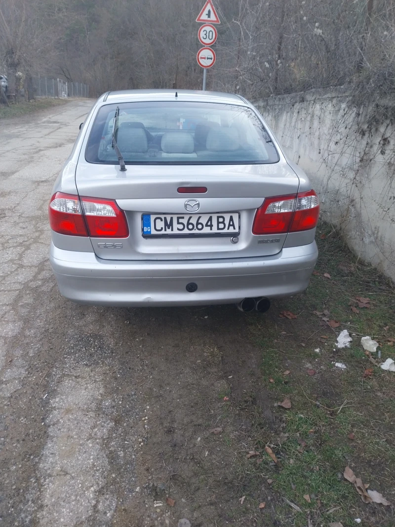 Mazda 626, снимка 12 - Автомобили и джипове - 47480335