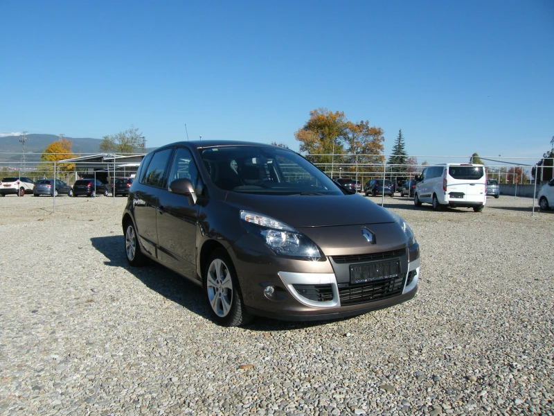 Renault Scenic 1.5DCI, снимка 2 - Автомобили и джипове - 47692657