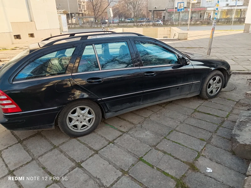 Mercedes-Benz C 180, снимка 2 - Автомобили и джипове - 48879053