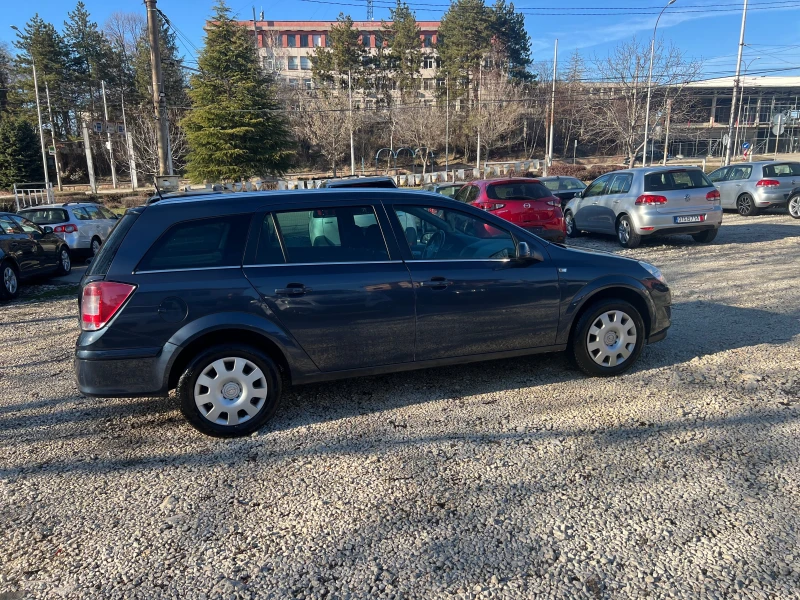 Opel Astra 1, 7 CDTI FaceLift, снимка 2 - Автомобили и джипове - 49389971