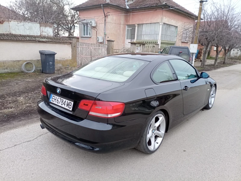 BMW 320, снимка 4 - Автомобили и джипове - 51710895