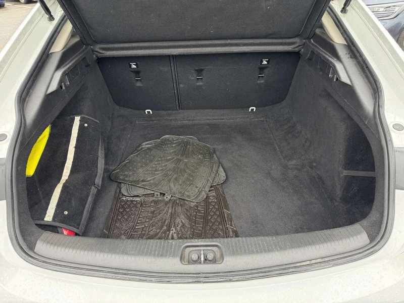 Opel Insignia 1.5 TURBO, снимка 11 - Автомобили и джипове - 52565336