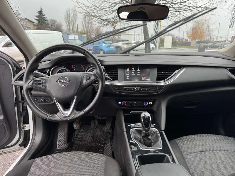 Opel Insignia 1.5 TURBO, снимка 14 - Автомобили и джипове - 52565336