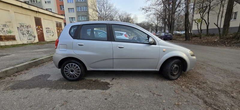 Chevrolet Kalos 1.2 CLIMA, снимка 5 - Автомобили и джипове - 52735339