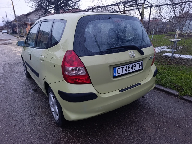 Honda Jazz 1.4i feis, снимка 2 - Автомобили и джипове - 52996422
