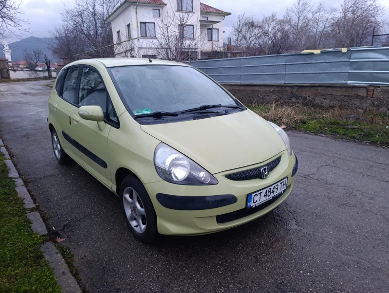 Honda Jazz 1.4i feis, снимка 4 - Автомобили и джипове - 52996422