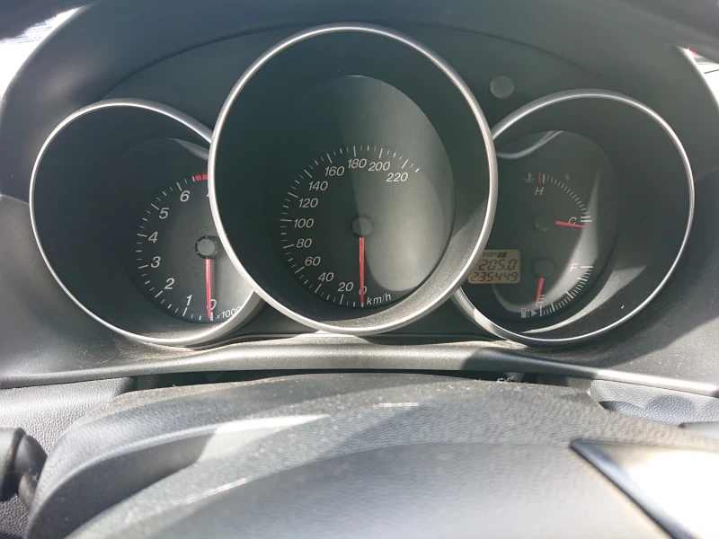 Mazda 3 2.0 бензин/газ /150 к.с, снимка 5 - Автомобили и джипове - 53101216