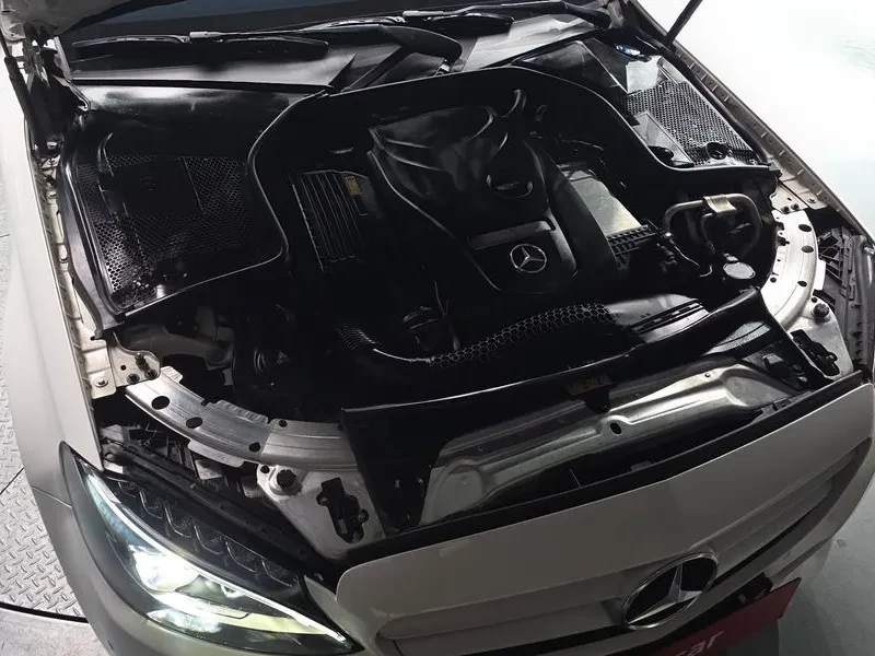 Mercedes-Benz C 200 САМО 30% АВАНС, снимка 12 - Автомобили и джипове - 56064890
