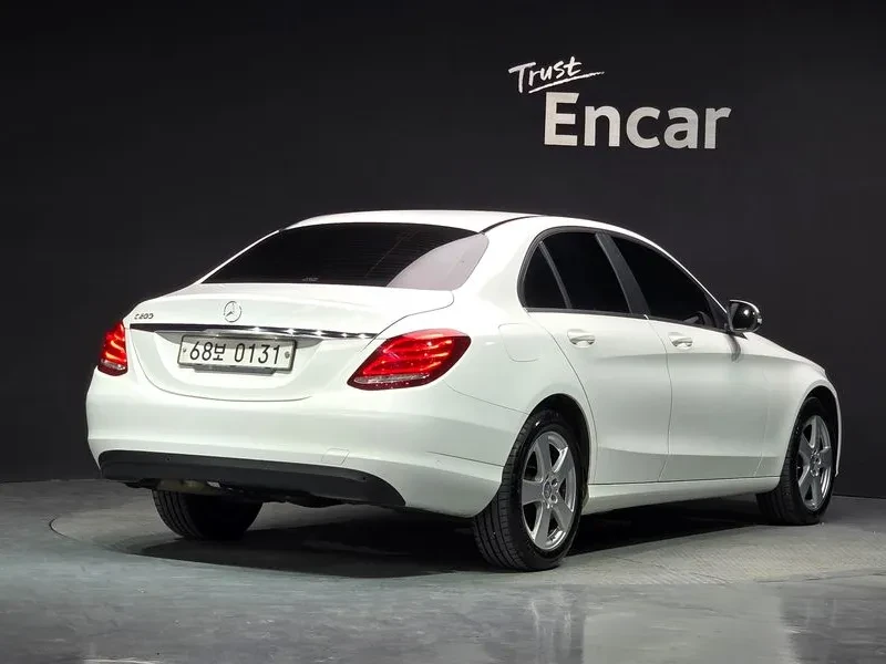 Mercedes-Benz C 200 САМО 30% АВАНС, снимка 4 - Автомобили и джипове - 56064890