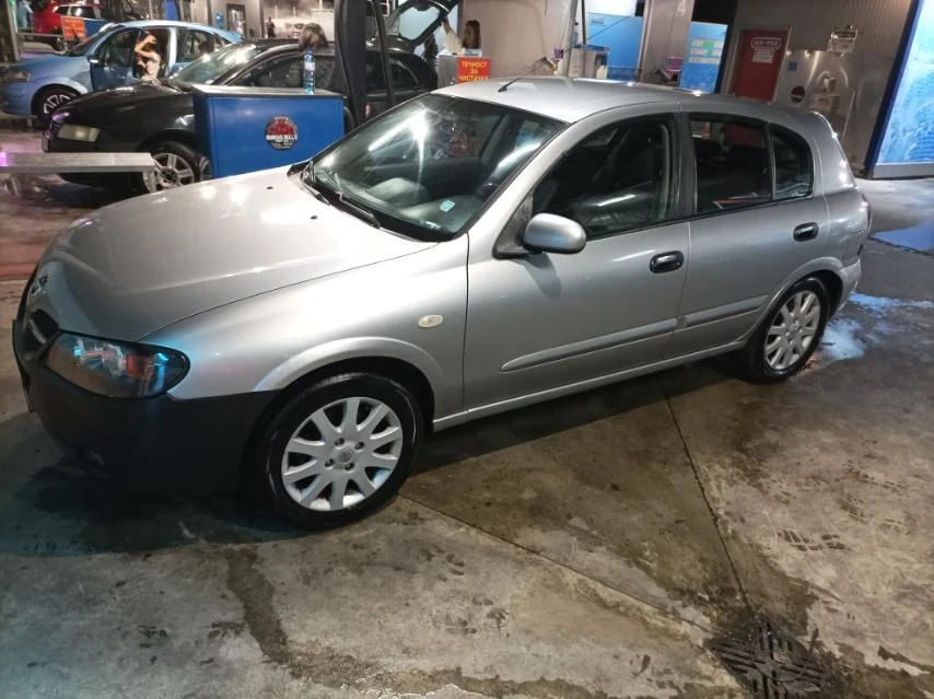 Nissan Almera 1.5i, снимка 1