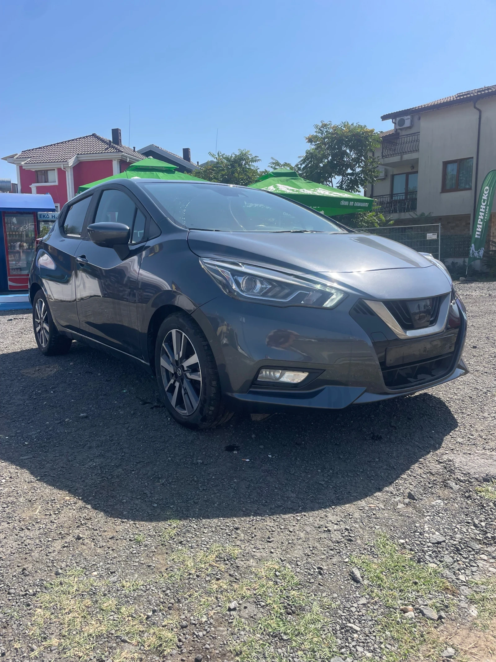 Nissan Micra 1.0I - изображение 2
