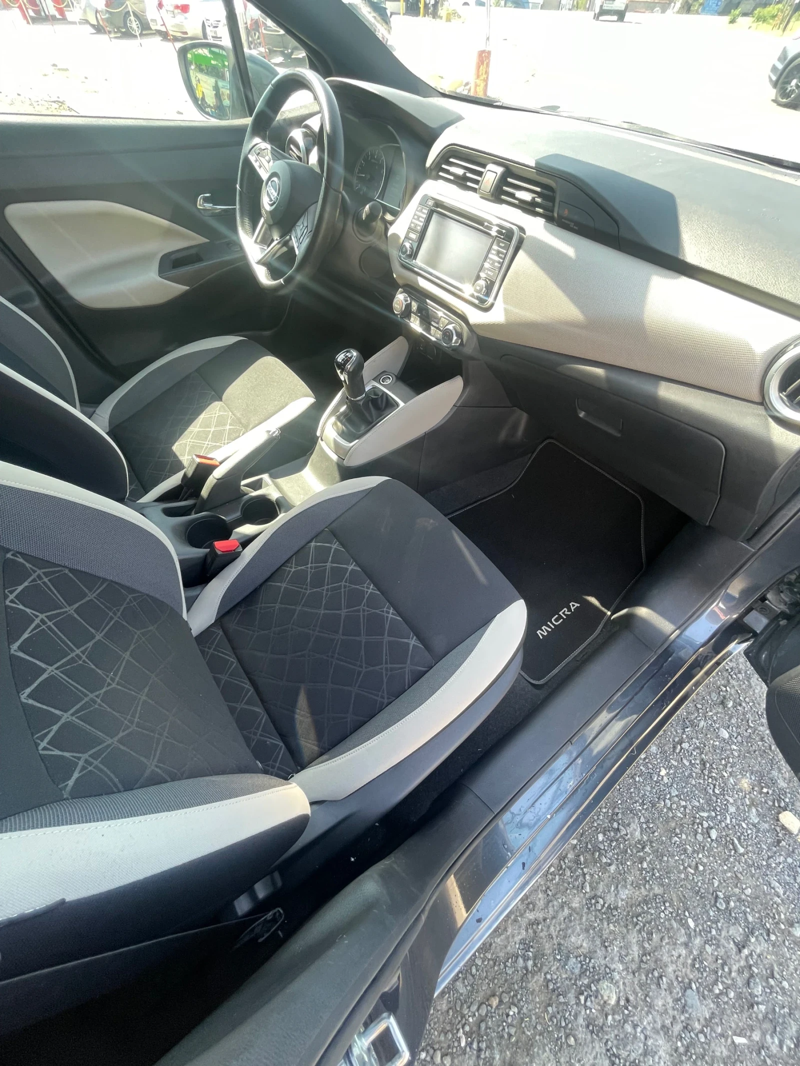 Nissan Micra 1.0I - изображение 9
