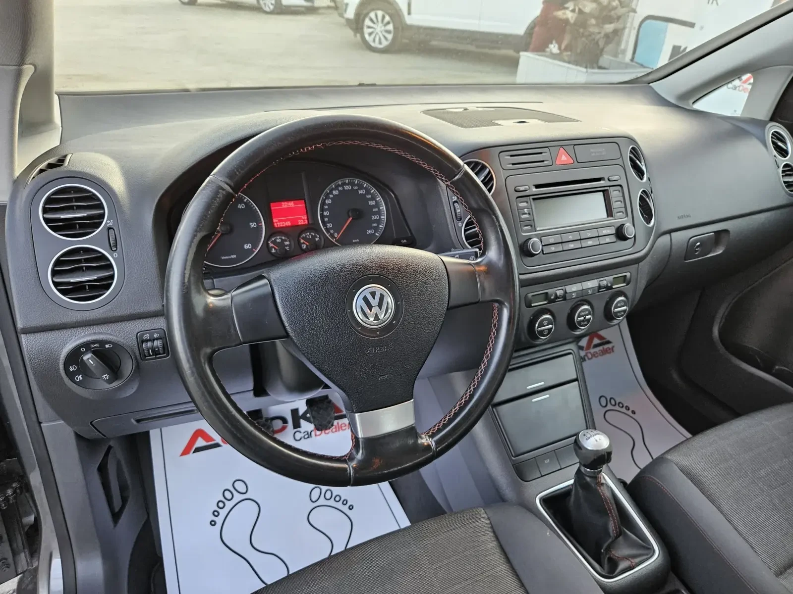 VW Golf Plus 1.9TDI-105кс= GOAL= АВТОПИЛОТ= ПОДГРЕВ= КЛИМАТРОНИ - изображение 8