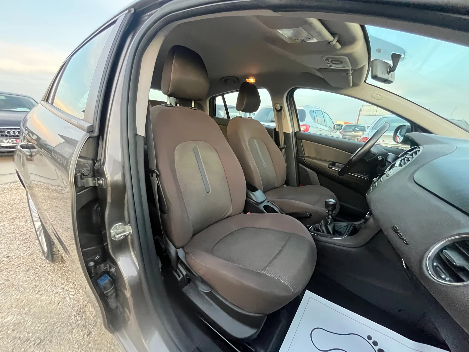 Fiat Bravo 1.4i, 90ck, ГАЗ, ЛИЗИНГ | Mobile.bg — изображение 12