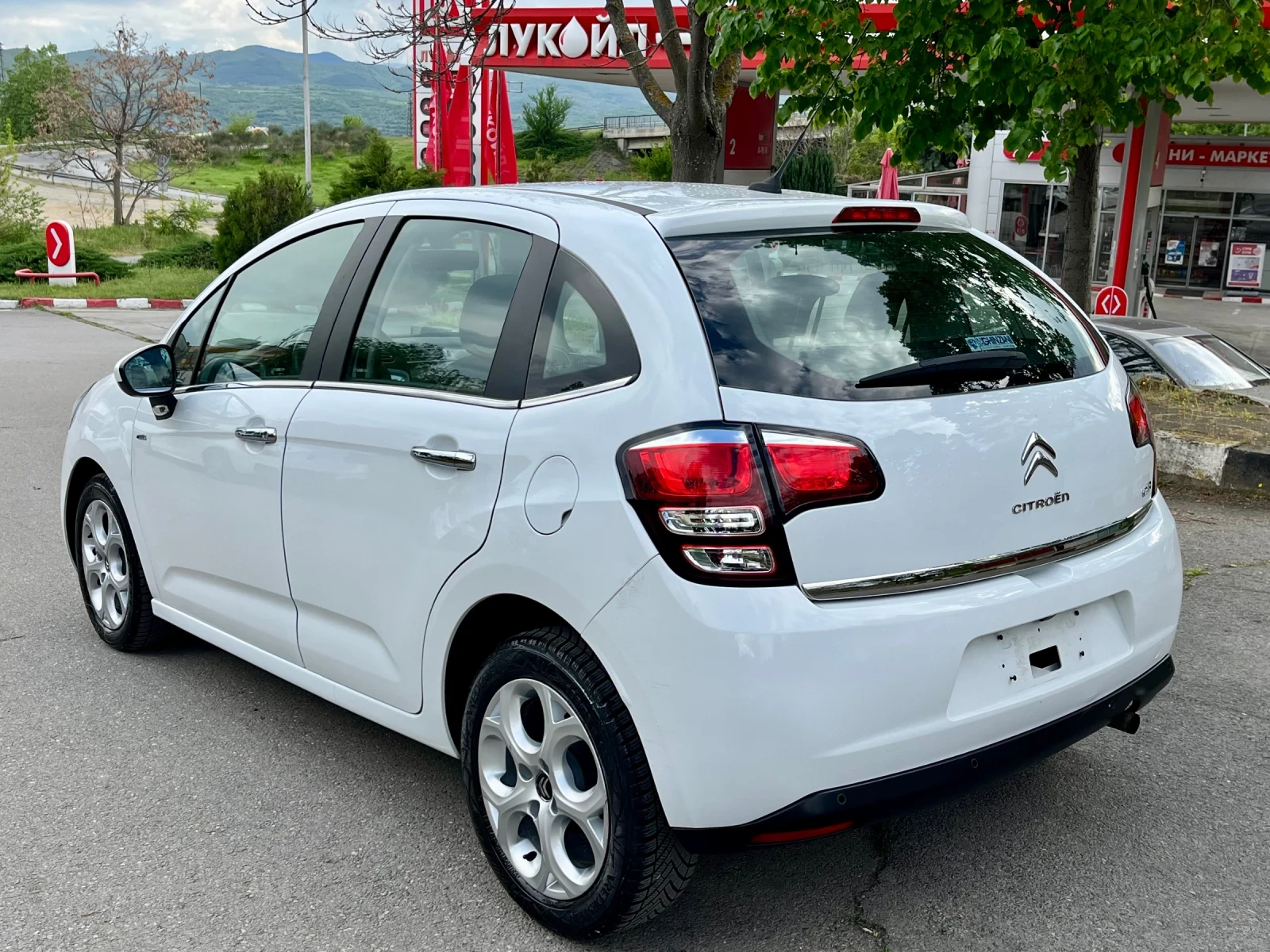 Citroen C3 1.2 Euro 6 - изображение 4