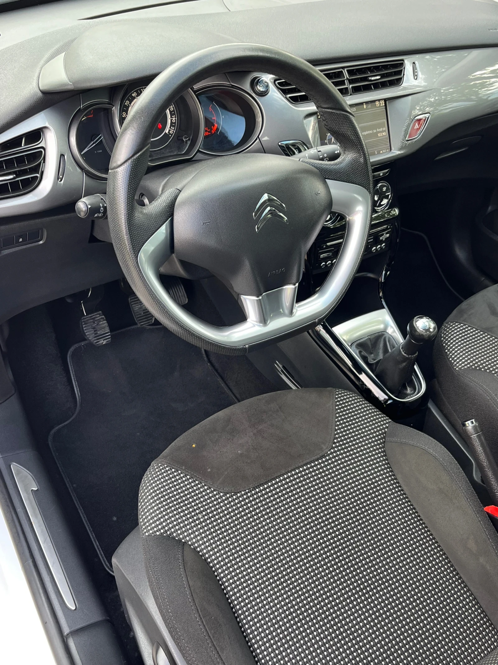Citroen C3 1.2 Euro 6 - изображение 8