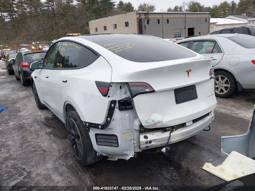 Tesla Model Y U   U All Wheel Drive - изображение 7