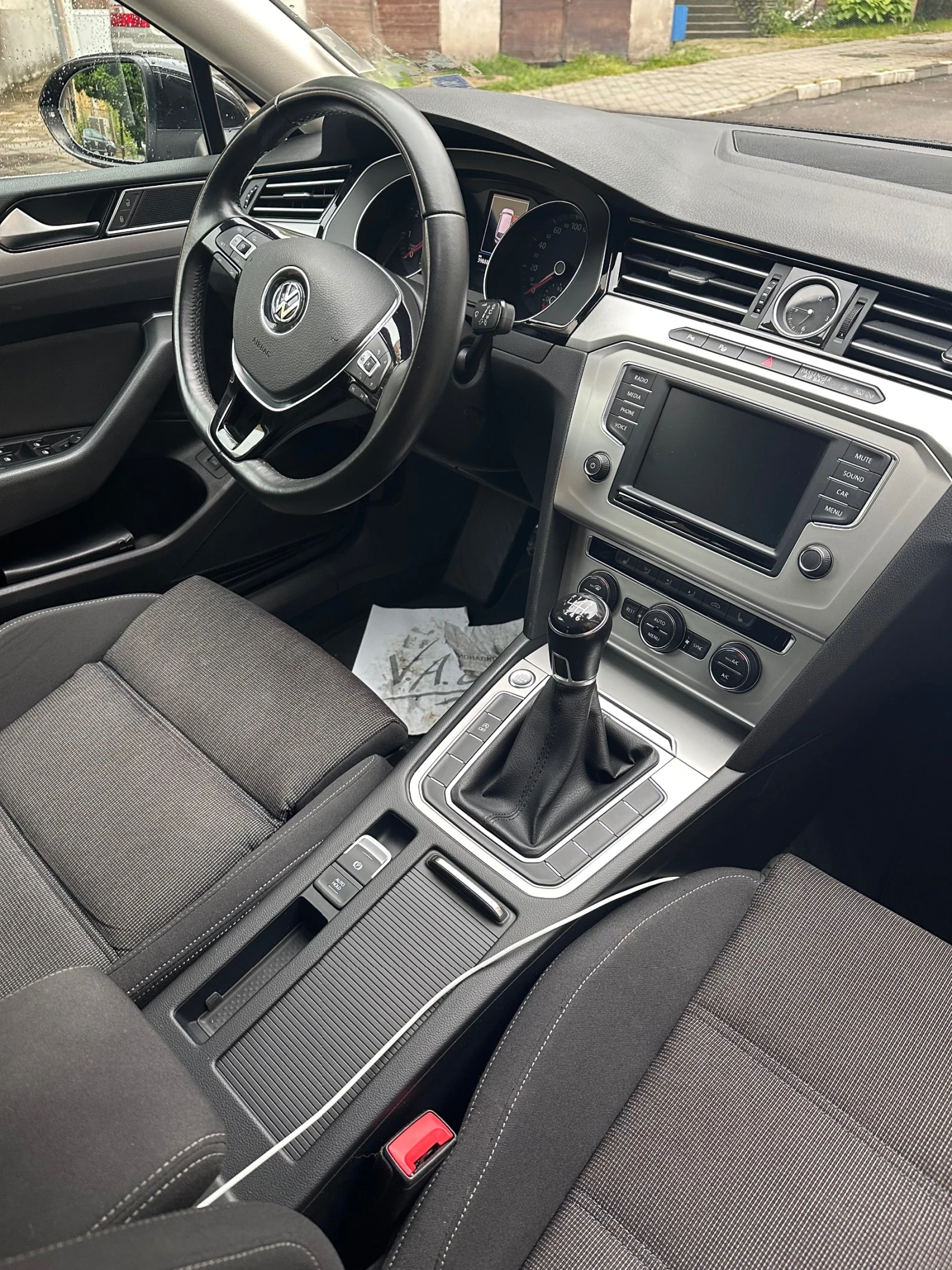 VW Passat 40 000 km  - изображение 8