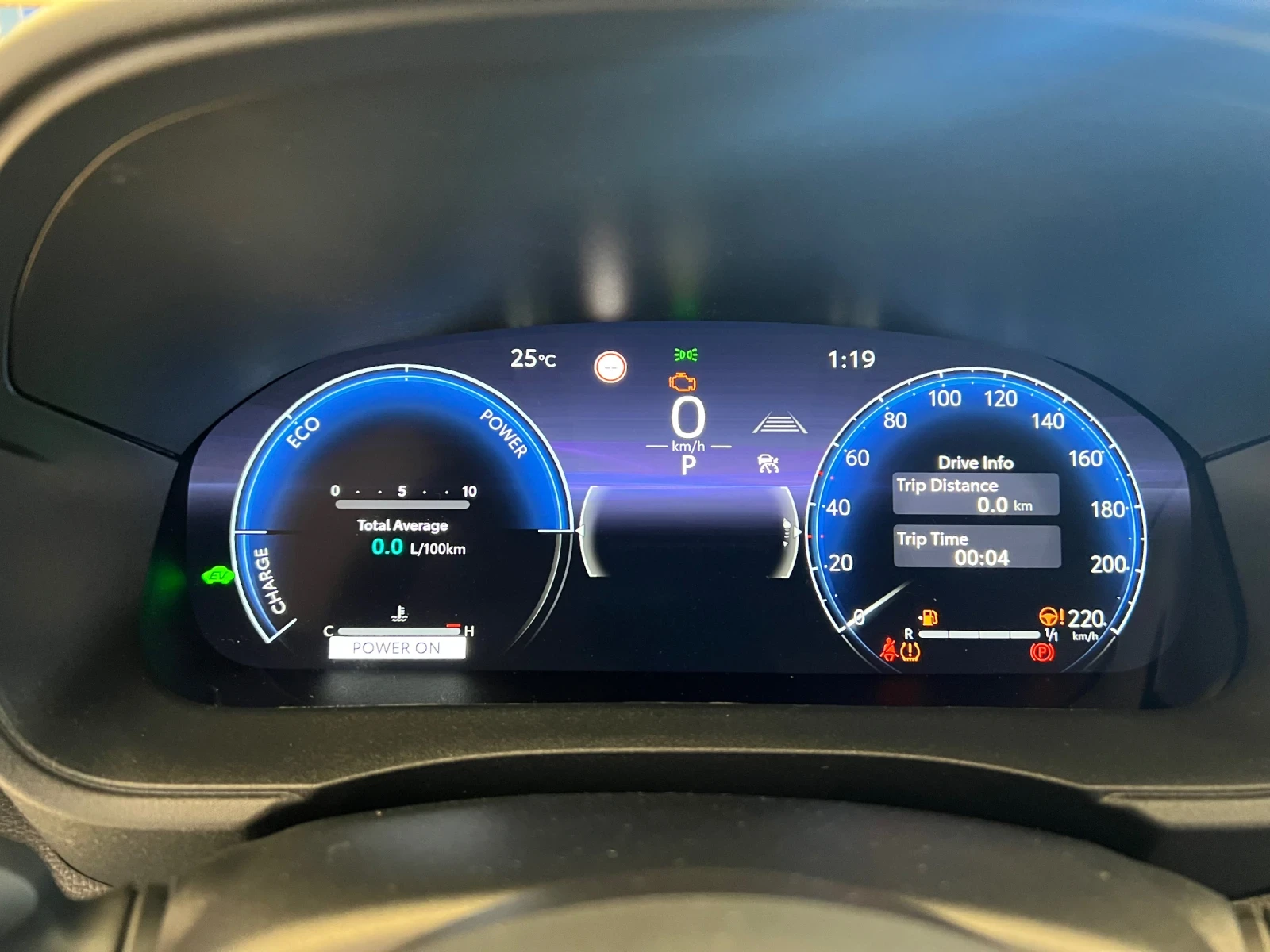Toyota Yaris 1.5 HYBRID Elegance  - изображение 10