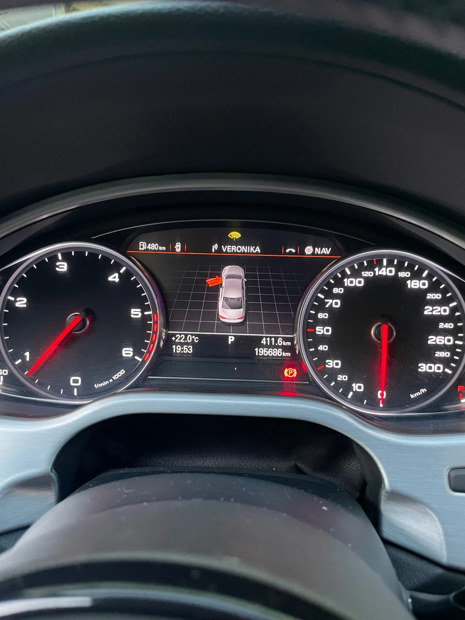 Audi A8  - изображение 3